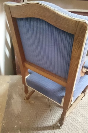 Fotel Tron Antyk Vintage drewniana konstrukcja